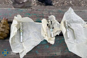 В Одессе разоблачили преступную группировку, которая сбывала оружие и боеприпасы с фронта