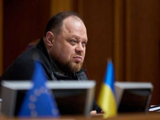 Інструктаж обов'язковий: нардепів випускатимуть за&nbsp;кордон за&nbsp;новими правилами