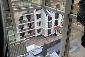 Атака Одессы: обломки ракеты повредили недострой, пострадали несколько высоток