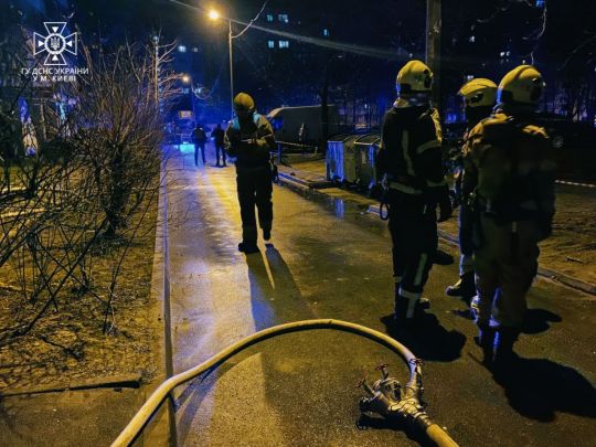 Трагедія в Києві: внаслідок вибуху в квартирі невідомого предмету загинув юнак
