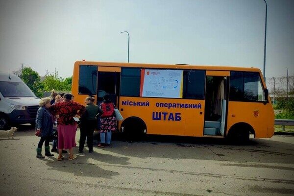 Оккупанты попали по неработающим авто в Одессе: город частично без света, электрички задерживаются Оккупанты попали по неработающим авто в Одессе: город частично без света, электрички задерживаются