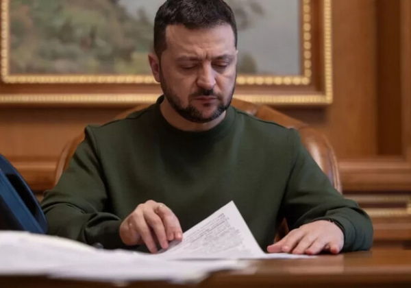 Зеленский подписал указ по азартным играм в интернете для военных