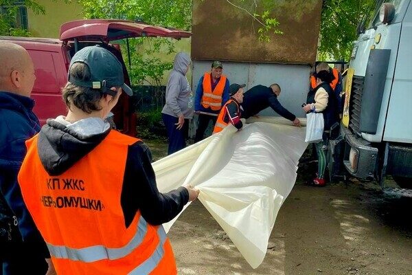 Оккупанты попали по неработающим авто в Одессе: город частично без света, электрички задерживаются Оккупанты попали по неработающим авто в Одессе: город частично без света, электрички задерживаются