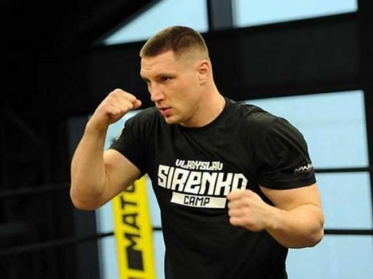 Непереможний український боксер чотири рази відправив у&nbsp;нокдаун суперника-американця (відео)