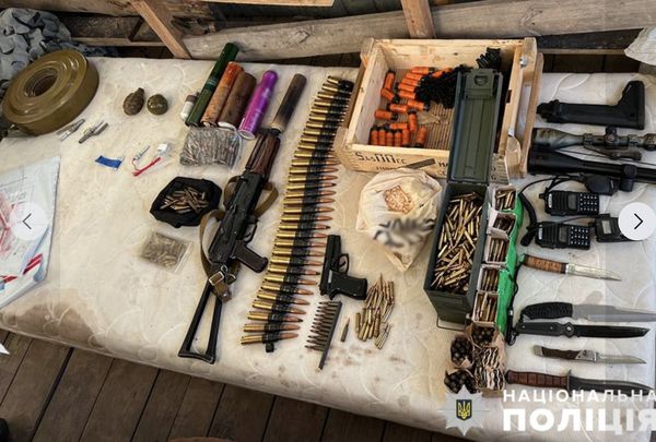 Отримав понад 170 тисяч грн: у Києві поліція затримала продавця зброї та боєприпасів