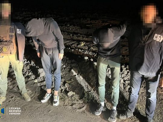 Направляли ракети ворога за допомогою мобільних телефонів: «просунуті» агенти росіян коригували удари по Полтавщині та Сумщині