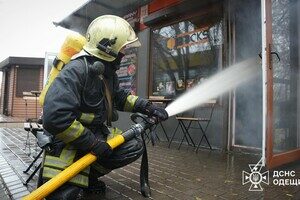 В Одессе второй раз за день горел недействующий ресторан