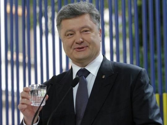 Порошенко вимагає зупинити транзит російської нафти, забувши, як&nbsp;з&nbsp;росіянами й&nbsp;Медведчуком привласнив частину нафтопроводу,&nbsp;&mdash; Олещук