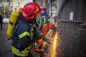 В центре Одессы произошел пожар в квартире на Базарной: есть пострадавший