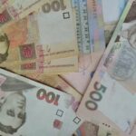 Частині українців виплатять по 11 тисяч гривень на людину: хто може претендувати