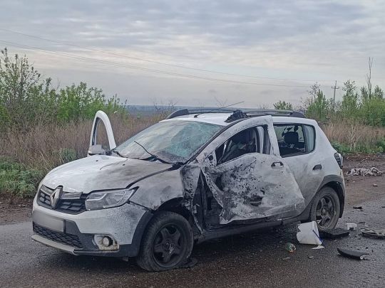 Сподівалися на перемир'я: на Харківщині російський дрон атакував автомобіль з жінками, які їхали садити картоплю (фото)
