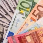 Курс валют в Украине 9 июня 2025: сколько стоит доллар и евро