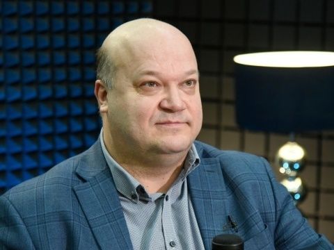 Антиамериканізм нагнітати не варто: дипломат назвав шляхи виходу України із проблеми постачання зброї