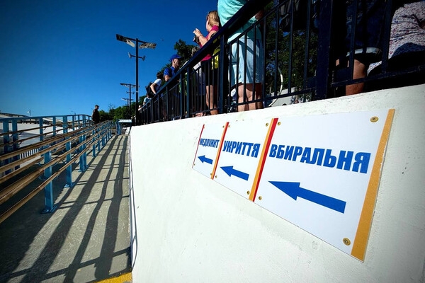 В Одессе открыли обновленный инклюзивный пляж на Большом Фонтане: что изменилось после реконструкции