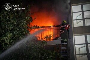 Ночью в Одесском районе горел ЖК "7 Небо": подробности пожара