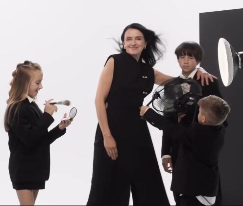 Мами в&nbsp;ударі: популярна співачка вразила запальним відео