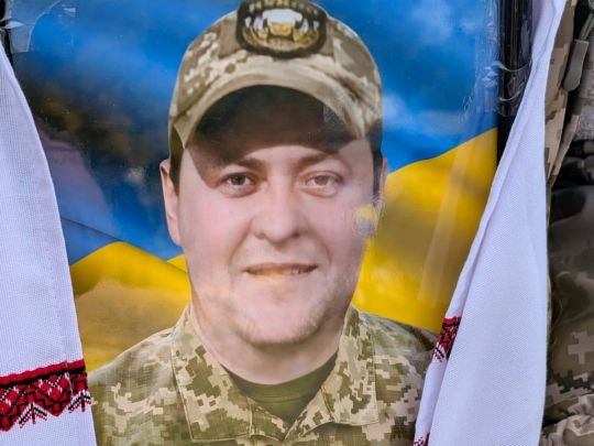 Після зятя через 5 місяців батьки поховали і&nbsp;сина: на&nbsp;війні загинув кухар з&nbsp;Вінниччини