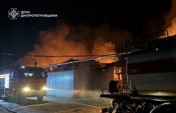 РФ&nbsp;атакувала Україну безпілотниками та&nbsp;ракетами: горіли будівлі, є&nbsp;жертви, поранені та&nbsp;руйнування