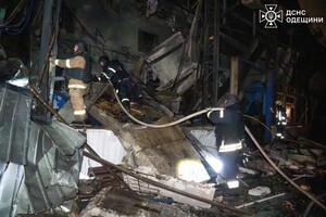 Загорелся промышленный объект: последствия ночной атаки БпЛА на Одессу