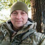 «Голова забинтована, обличчя понівечене, праве плече вивернуте, ліва рука поламана. Очей не було»: росіяни закатували у полоні воїна ЗСУ