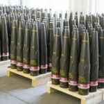Постачання снарядів Україні під загрозою: британський завод боєприпасів не відкрився вчасно
