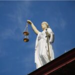 Запропонував свої «послуги» сам: айтішник наводив ракети росіян на київські ТЕЦ