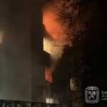 Горять будинки і квартири, є загиблі та поранені: росія масовано атакувала українські міста (фото)