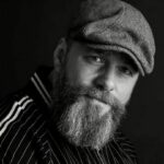 Нарцис: мережу обурили світлини популярного актора (фото)