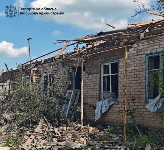 Зруйновані будинки, спалені авто, загиблі та&nbsp;поранені діти: рф&nbsp;накрила Україну хвилею атак (фото)